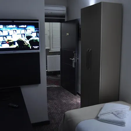 Royal Ramblas Hotel Hotel 2*