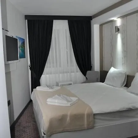 Royal Ramblas Hotel