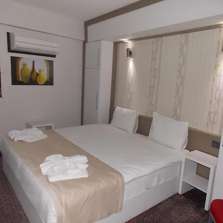 Royal Ramblas Hotel Hotel 2*