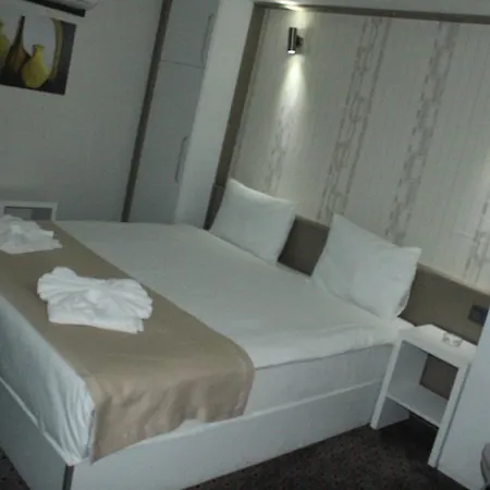 Royal Ramblas Hotel 2* Izmit