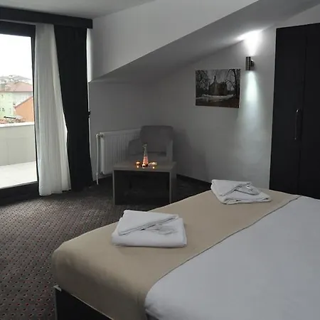 Hotel Royal Ramblas Hotel Izmit