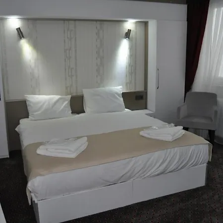 Royal Ramblas Hotel 2* İzmit